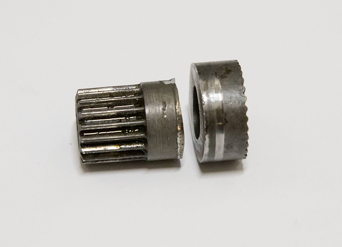 Torpedo Duomatic model R2110 axle cone cut in two