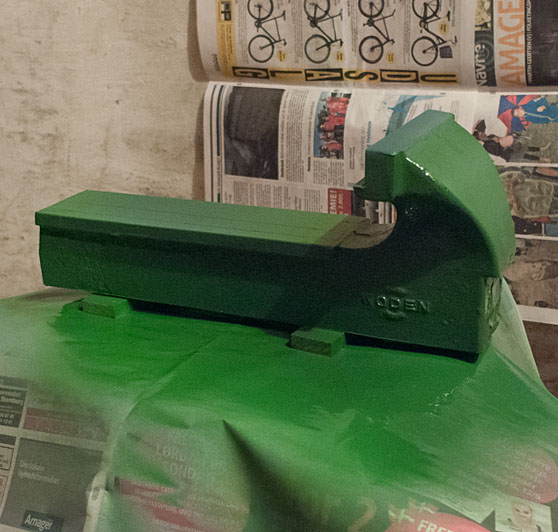 Green paint on top of primer layer